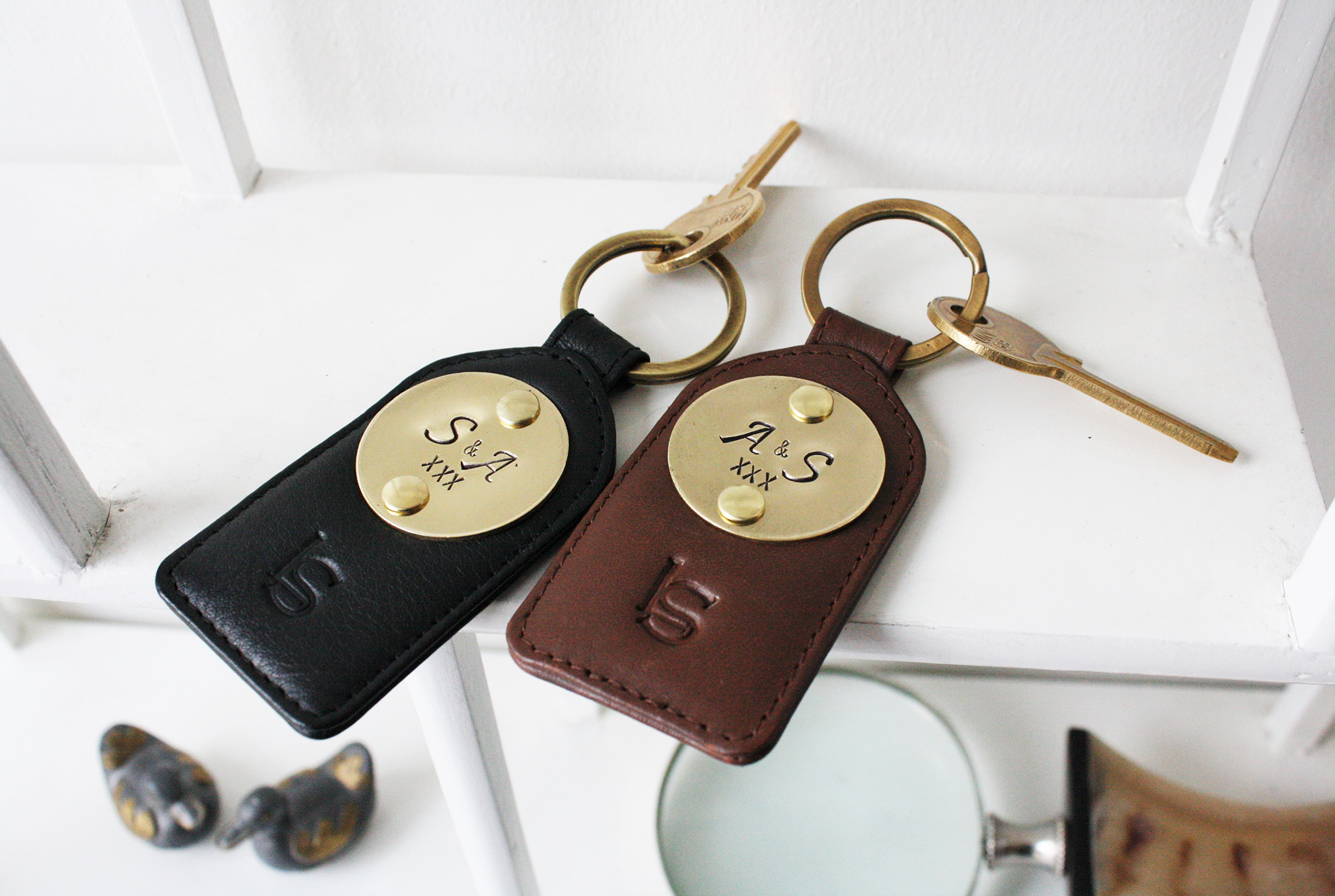 Leather Keyring Leonie Saliba